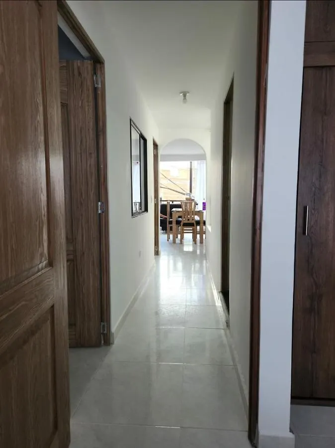 Moderno Y Amplio Apartamento Medellín